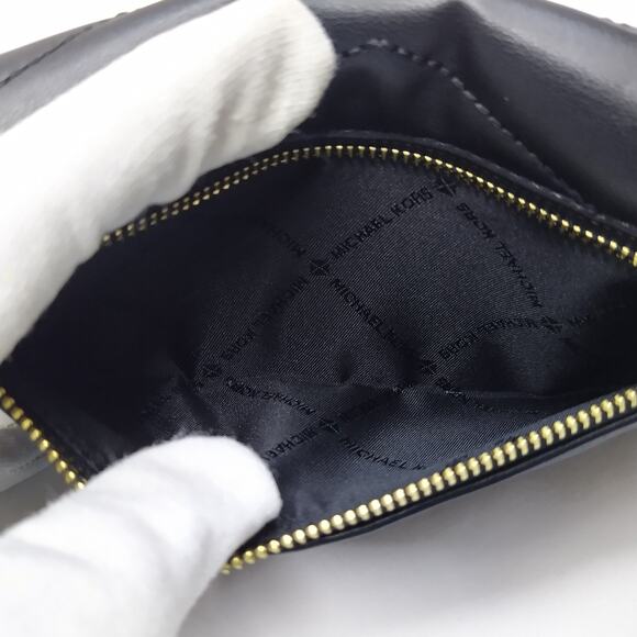 Michael Kors Jet Set Travel Black Quilted Leather Credit Card Fold Wallet - $298 - Picture 15 of 15